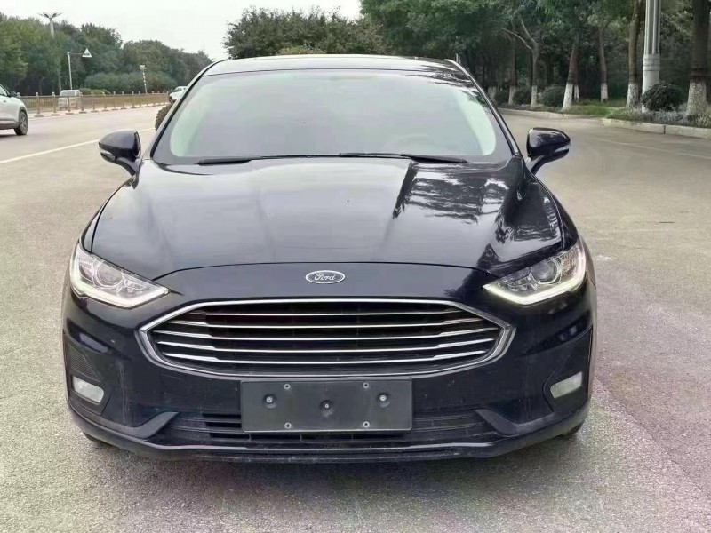 青岛19年福特蒙迪欧1