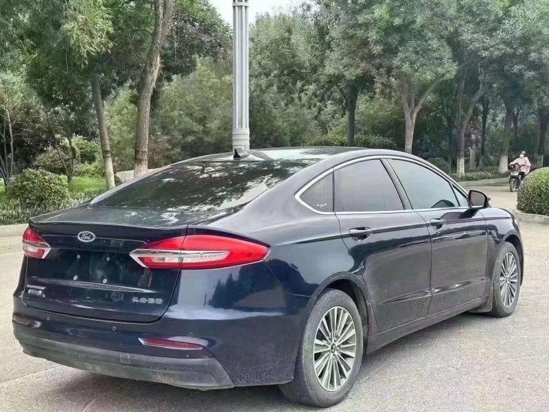 青岛19年福特蒙迪欧9