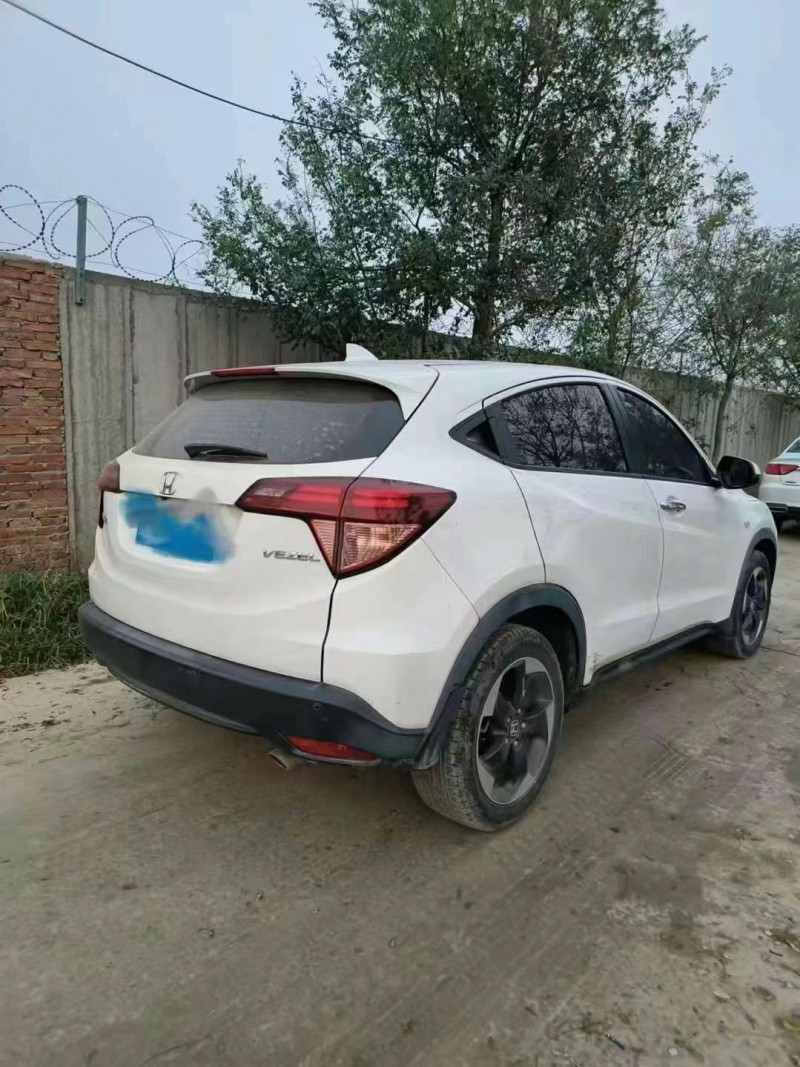 潍坊17年本田缤智5