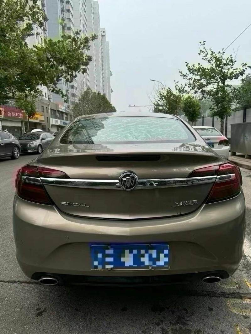 保定14年别克君威5