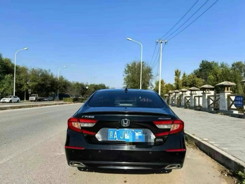 潍坊19年本田雅阁9