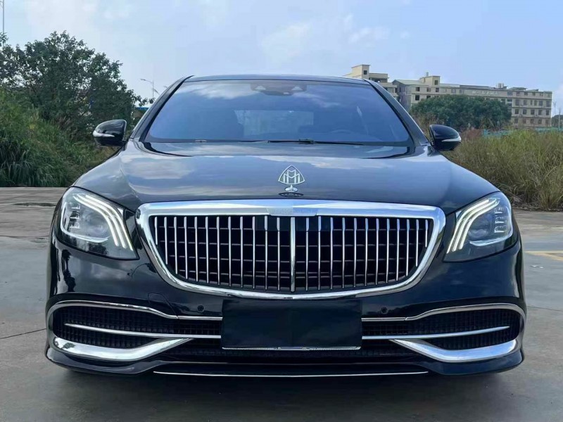 益阳19年奔驰迈巴赫S级1