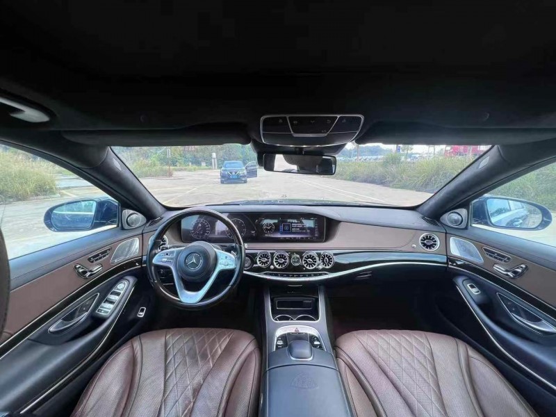 益阳19年奔驰迈巴赫S级4