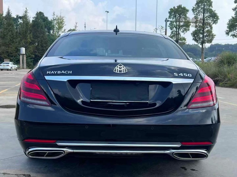 益阳19年奔驰迈巴赫S级6