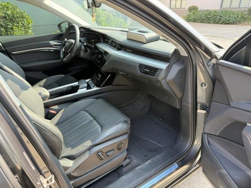 盐城23年奥迪E-tron纯电5