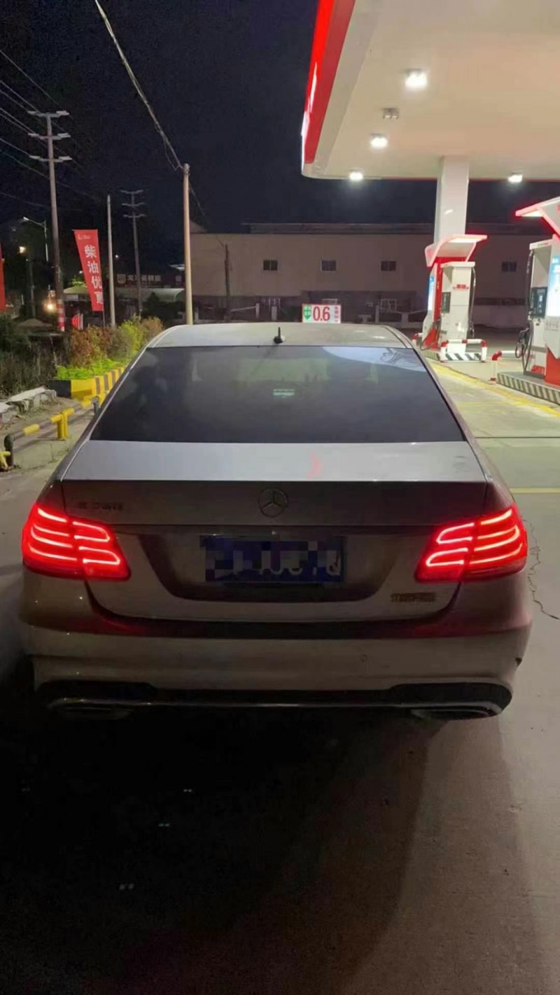 广州15年奔驰E8