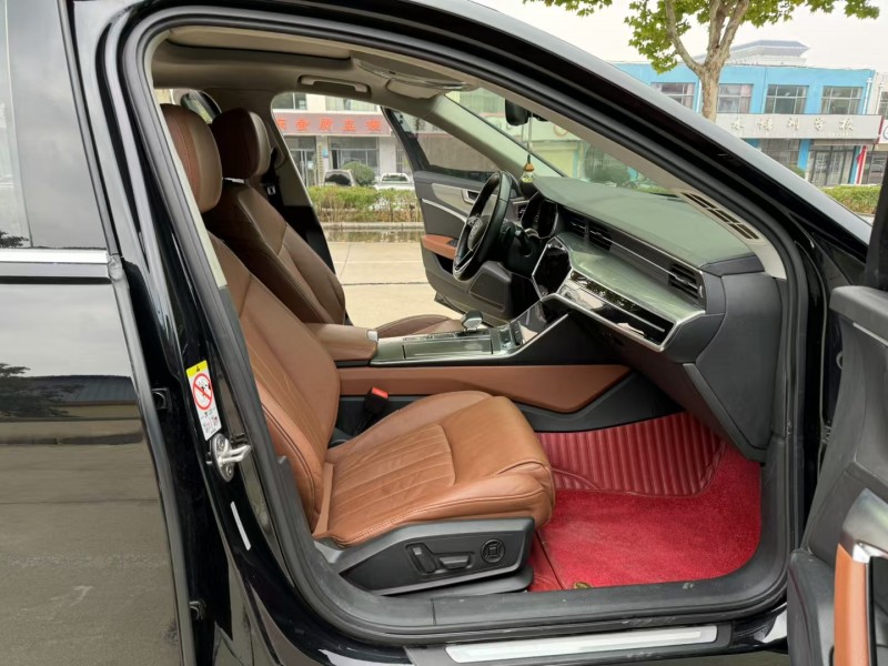 济宁20年奥迪A6L5