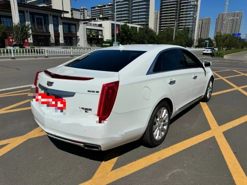 济宁16年凯迪拉克XTS8