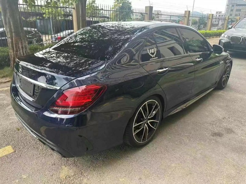 广州19年奔驰AMG8