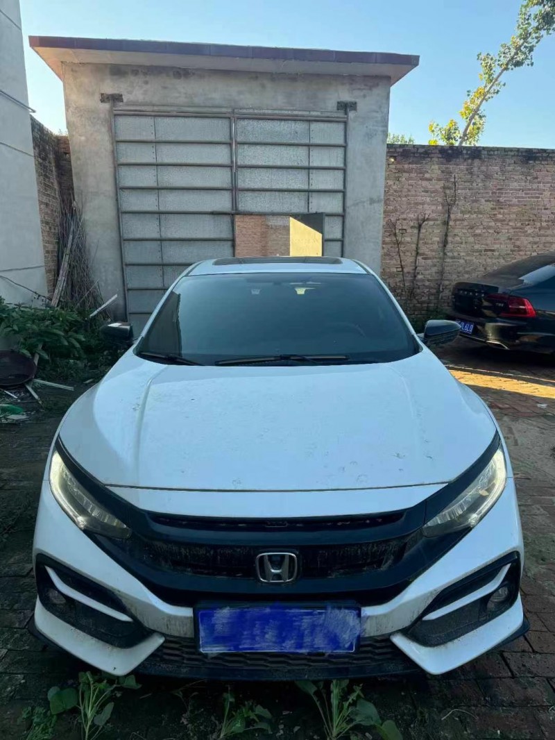 邢台21年本田思域1