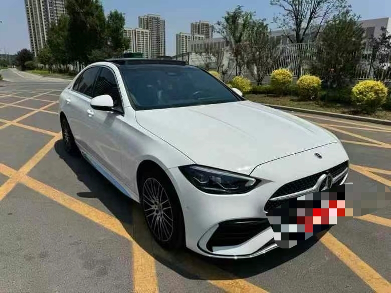 济宁22年奔驰C2