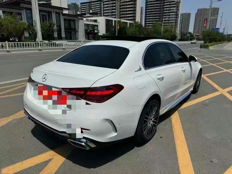 济宁22年奔驰C8