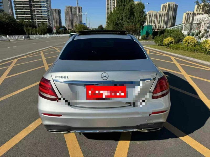 济宁16年奔驰E9