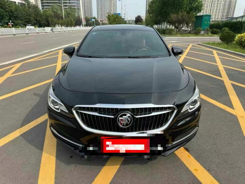 济宁17年别克君越1