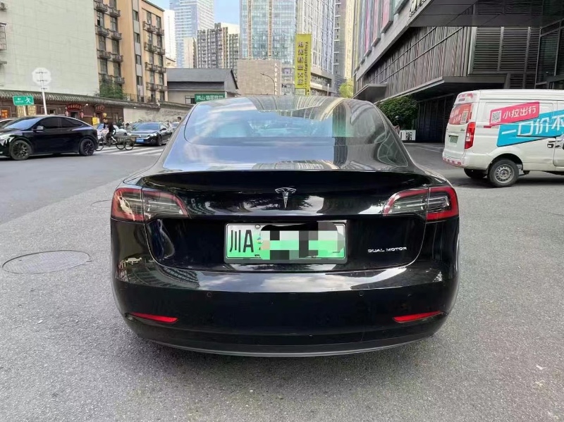 成都20年特斯拉MODEL 38