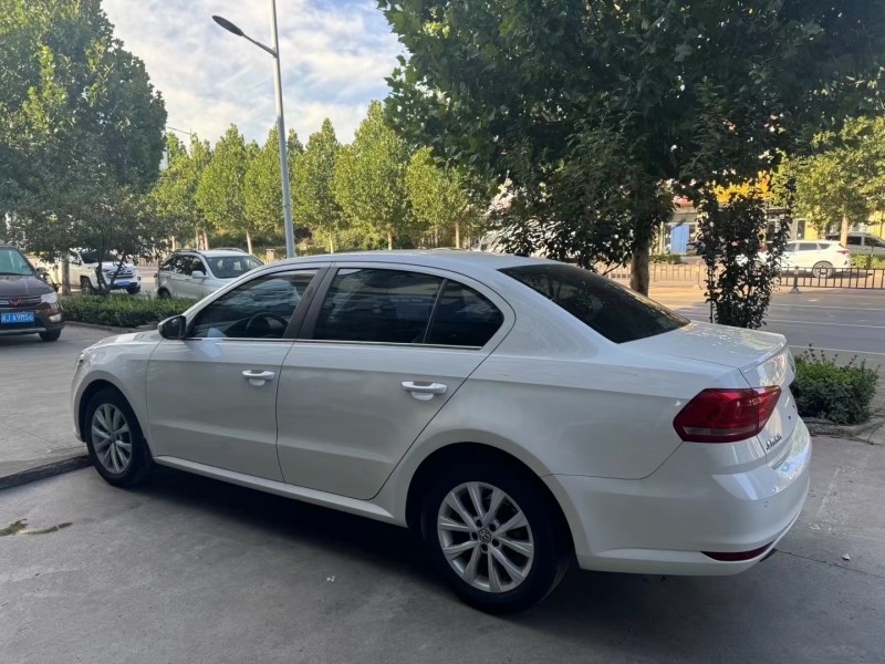 武汉16年大众朗逸4