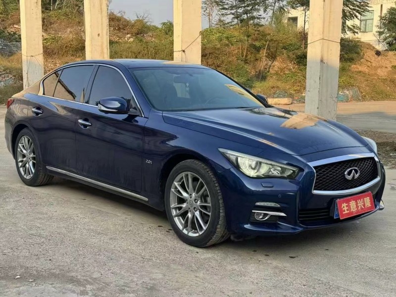 鶴壁16年英菲尼迪Q50L2