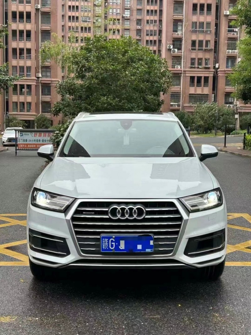 鷹潭17年奧迪Q71