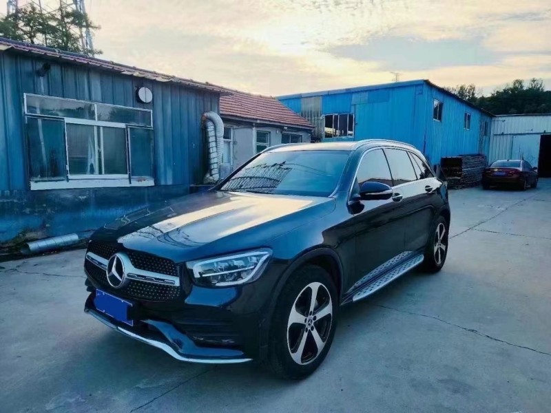 济宁22年奔驰GLC3