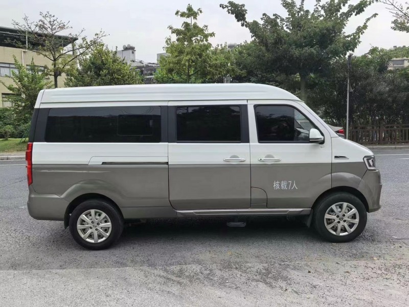 广州21年华晨海狮4