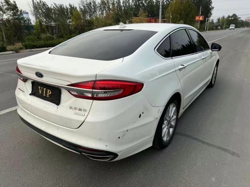 济宁17年福特蒙迪欧4