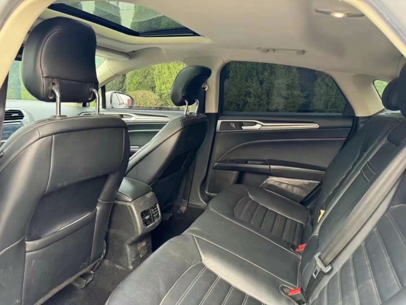 济宁17年福特蒙迪欧9