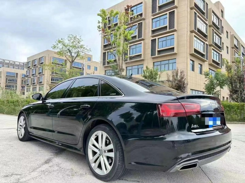 济宁19年奥迪A6L4