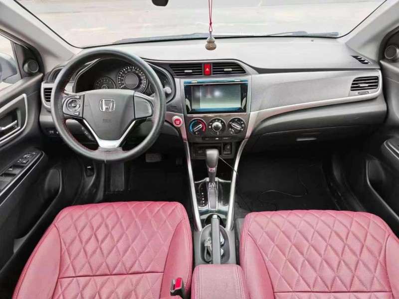 济宁18年本田凌派4