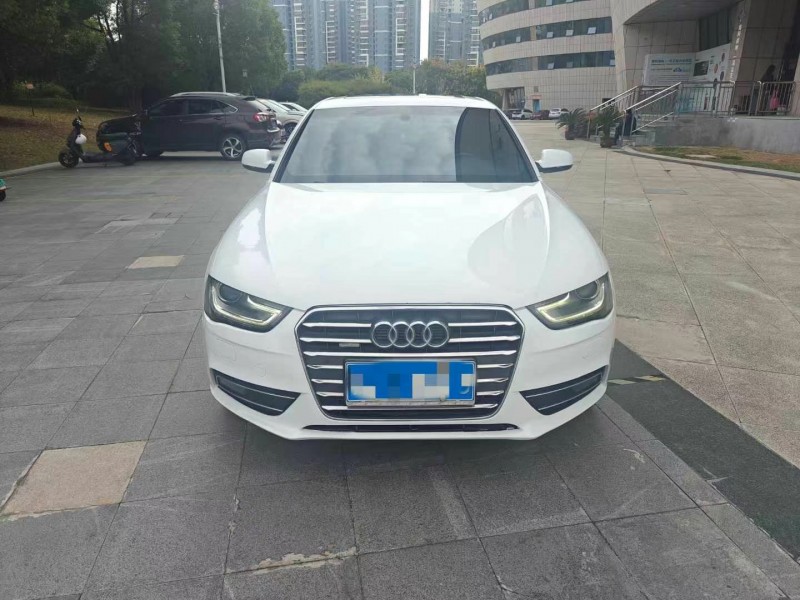 武汉16年奥迪A4L1