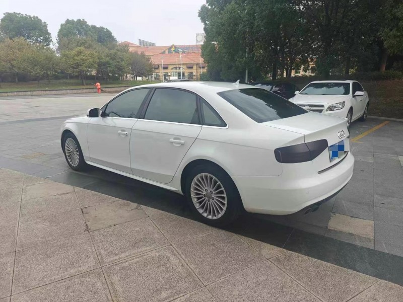 武汉16年奥迪A4L3