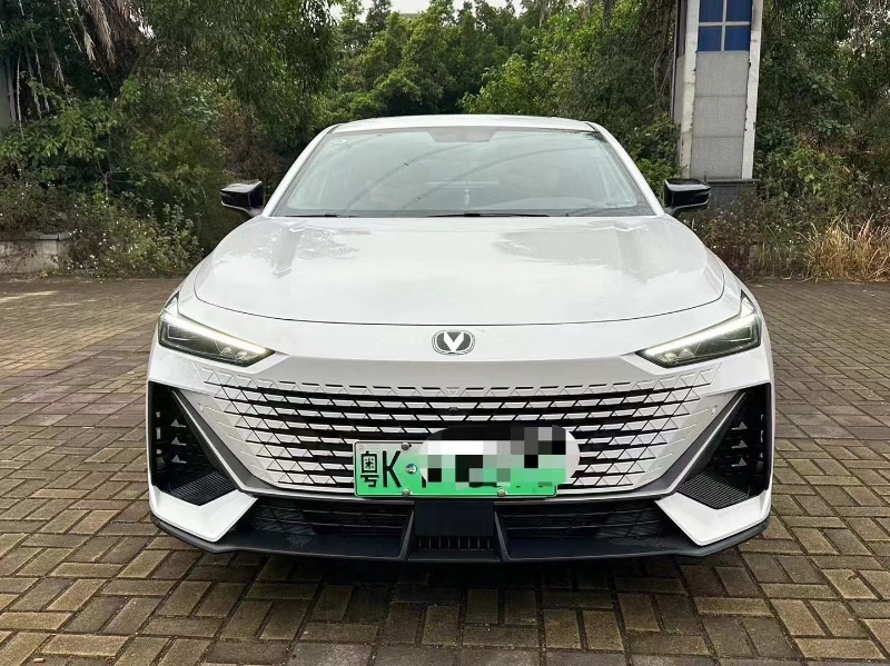 广州23年长安汽车UNI-V7