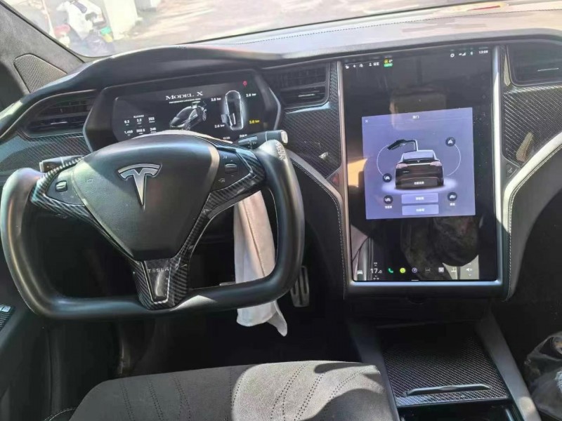 銅川19年特斯拉MODEL X2