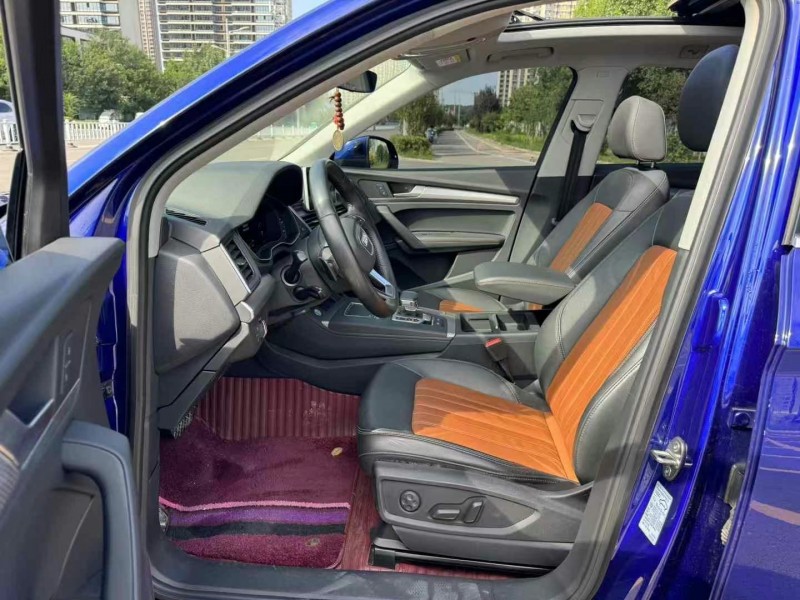 济宁20年奥迪Q56