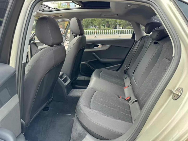 济宁19年奥迪A4L3