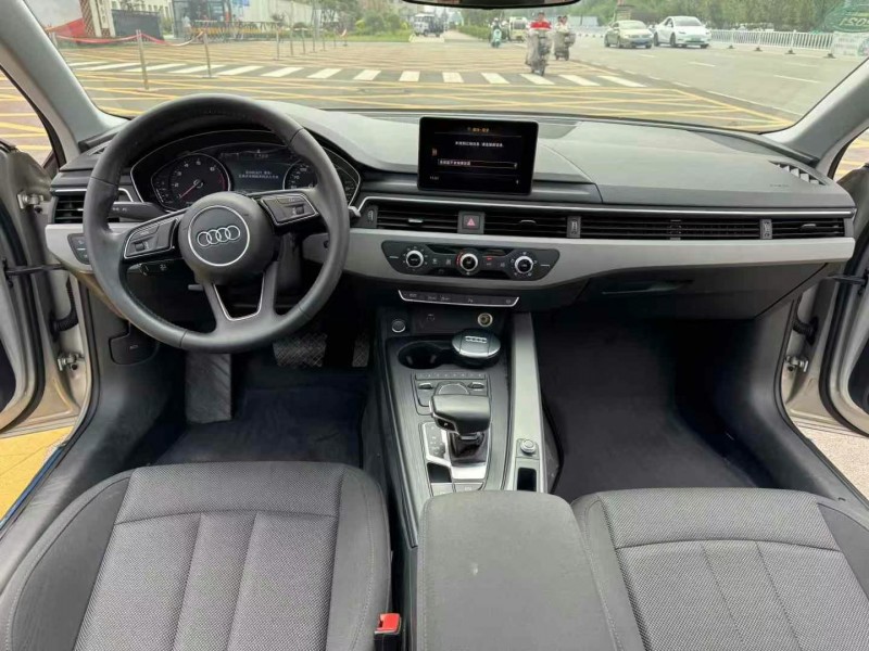 济宁19年奥迪A4L4