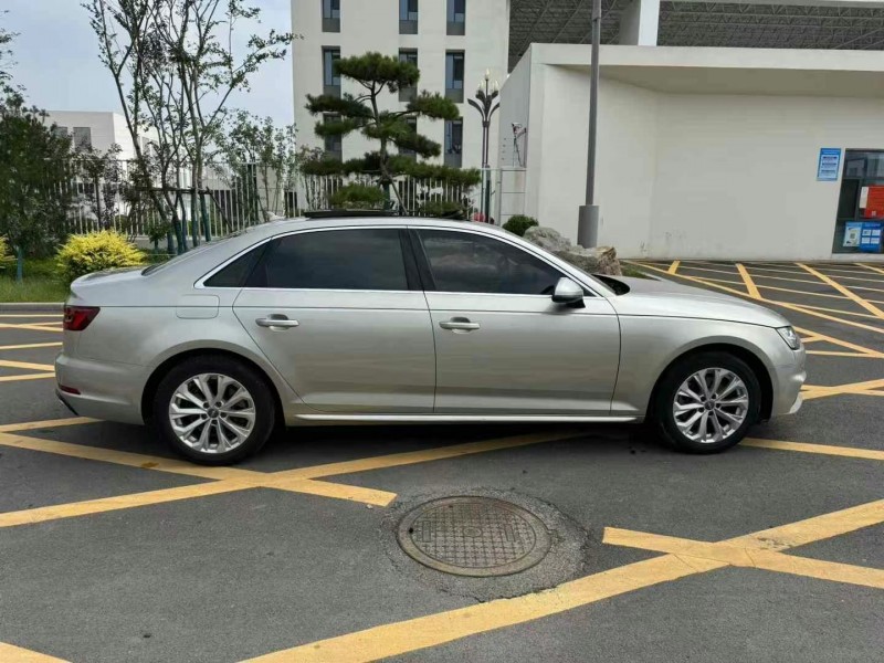 济宁19年奥迪A4L7