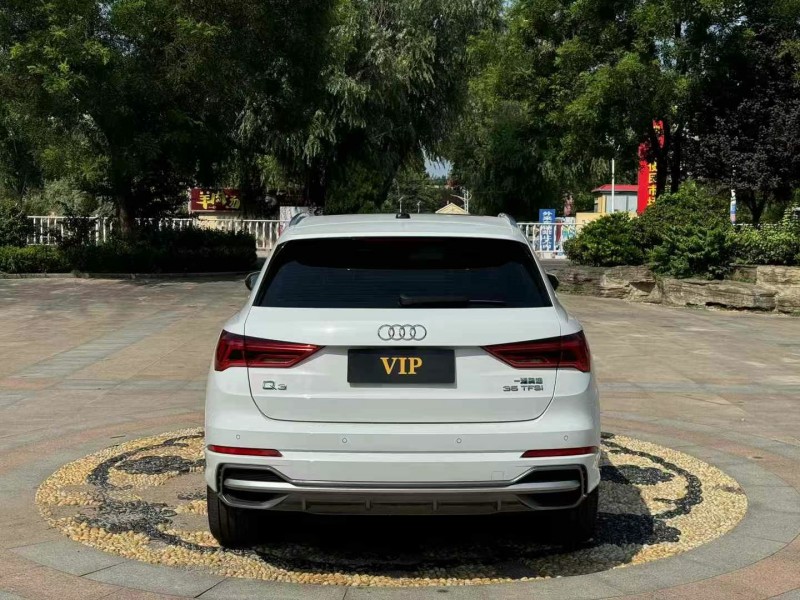 青岛23年奥迪Q39