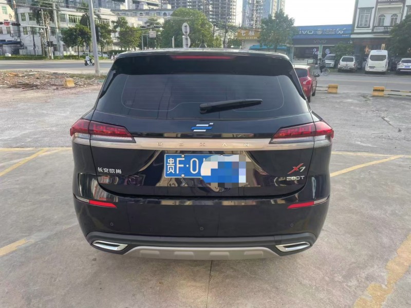 防城港21年長安汽車歐尚6