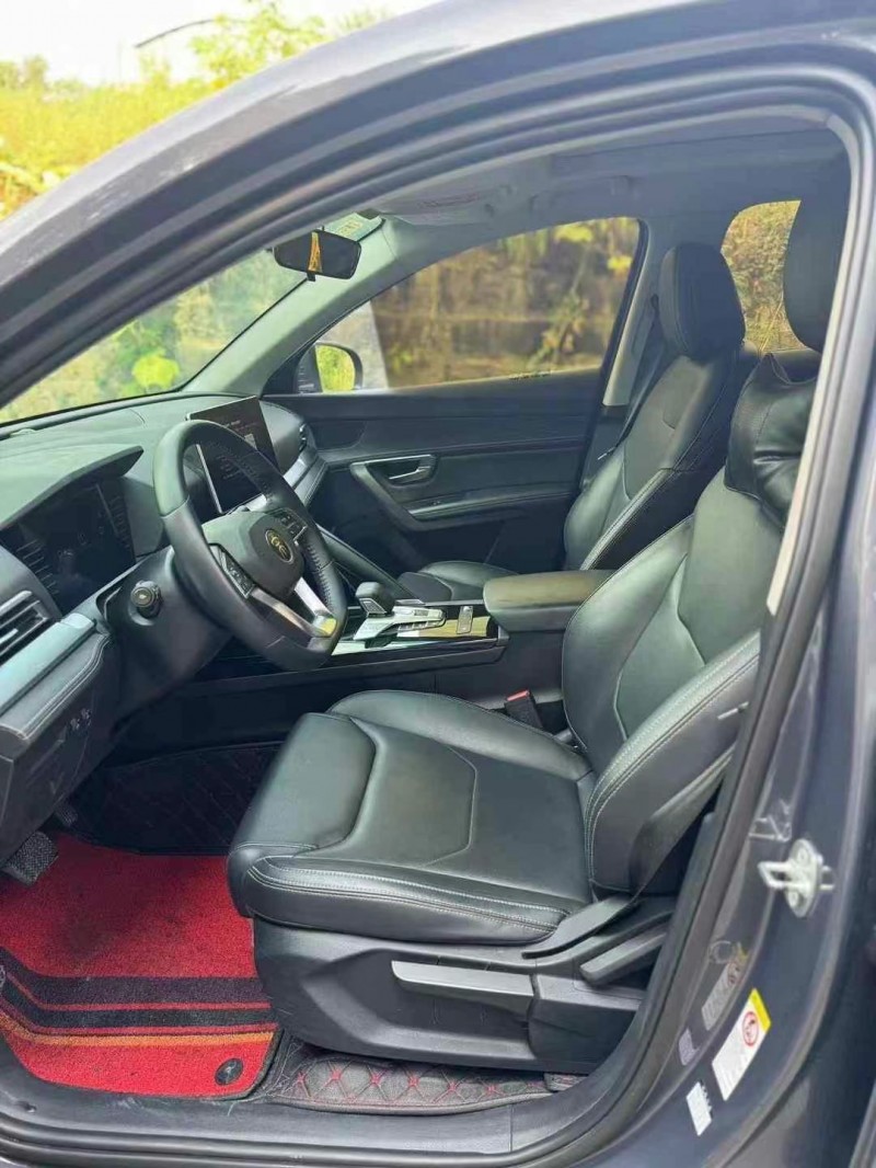 成都21年比亚迪宋2