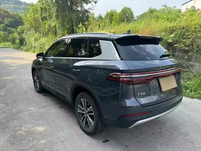 成都21年比亚迪宋3