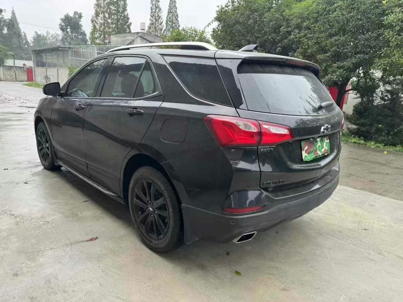 成都18年雪佛兰探界者8