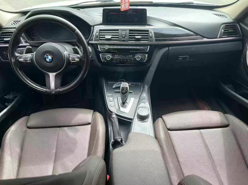 南宁18年宝马3系4