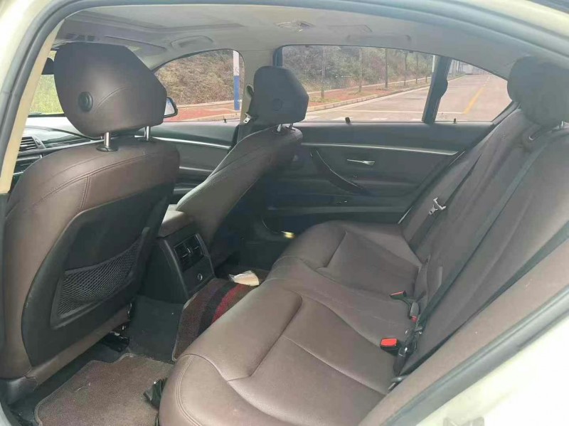 南宁18年宝马3系7