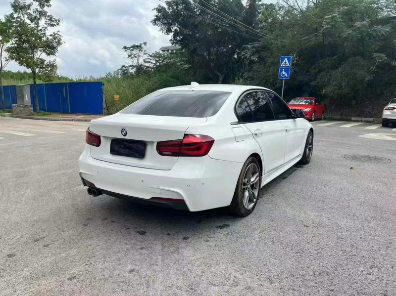 南宁18年宝马3系9