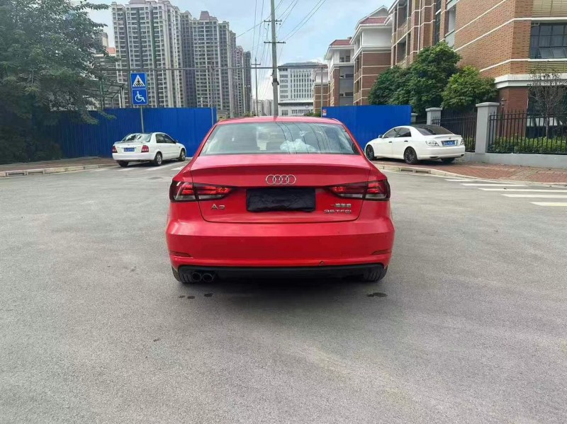 南宁16年奥迪A39