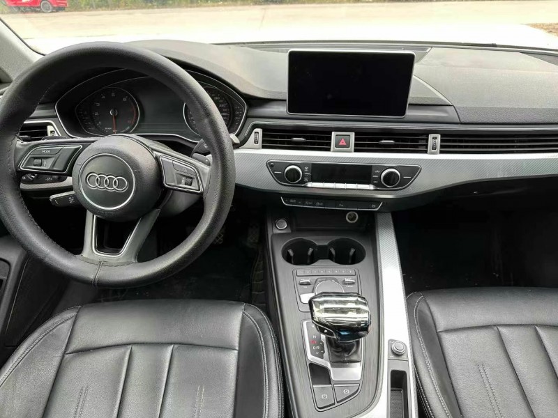 徐州17年奥迪A4L6