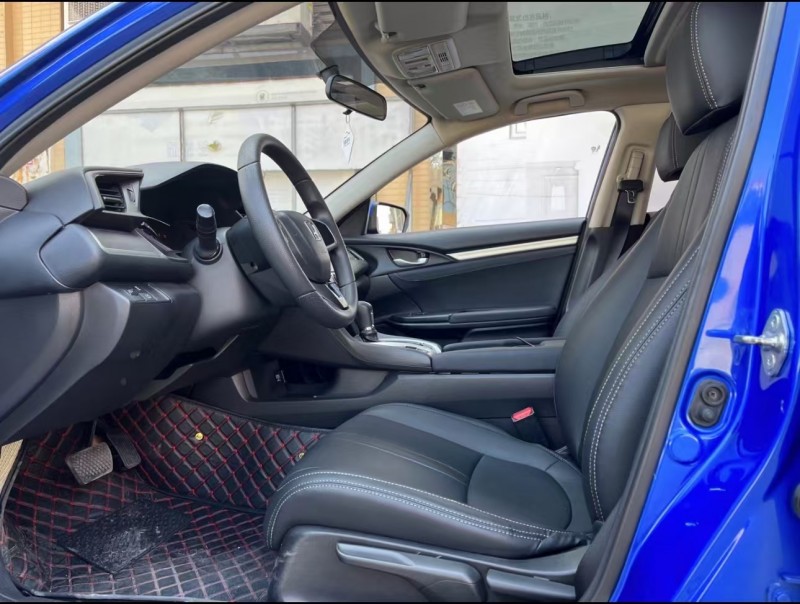 济宁19年本田思域5