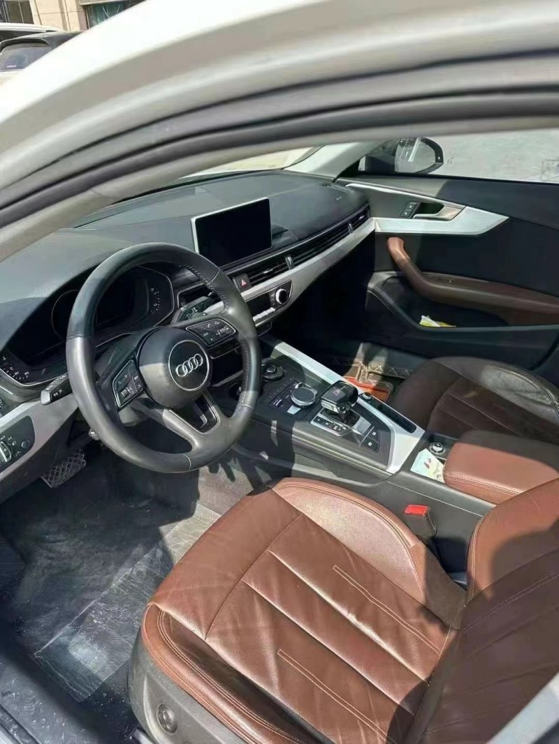青岛19年奥迪A4L7