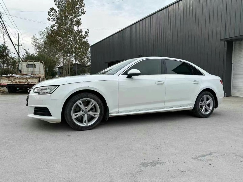 徐州17年奥迪A4L3