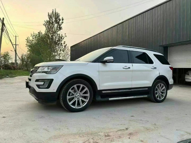 徐州17年福特探险者3